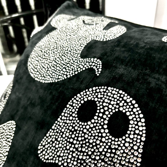 NWT black and white rhinestone ghost pillow - Picture 6 of 8